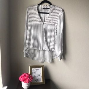 Black and white stripped v neck blouse